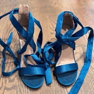 3.5 inch turquoise party heals